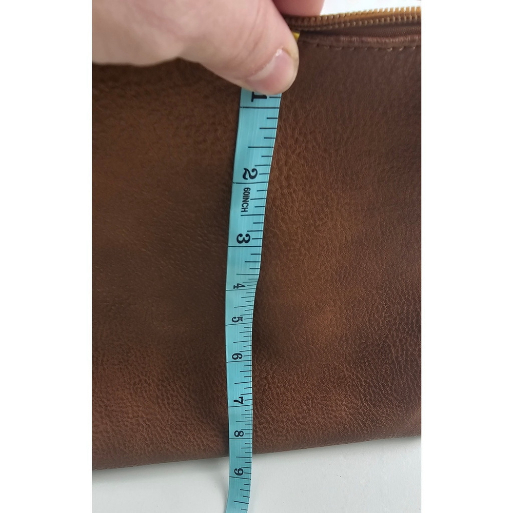 Susan Joy Brown Vegan Leather Shoulder Bag Medium - Picture 8 of 9